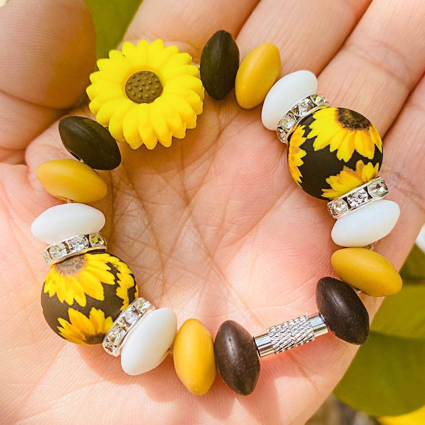 Tumbler Charms for Stanley Cups with Handle, Cup Charms for Stanley Accessories, Personalized Cup Shape and Beads Bracelet Charm for Simple Modern, Keychain Jewelry Accessories for Water Bottle